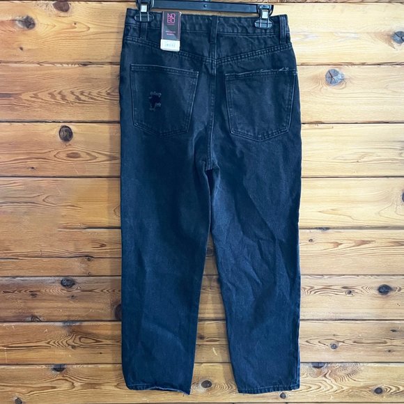 NWT No Boundaries Distressed women's 90's Jeans Size 5 - Picture 4 of 10
